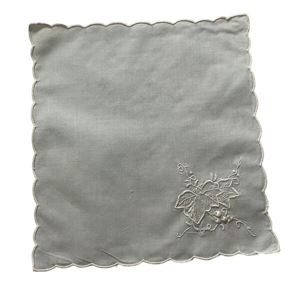 Vintage Pale Blue Linen Floral Embroidered Cocktail Napkins, Set of 12 - Picture 3 of 4